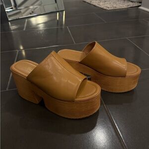 Women's Tan Platform Slide Sandals